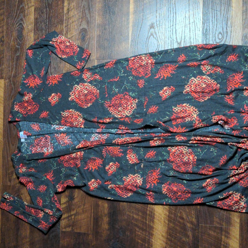 LuLaRoe Sarah Cardigan Medium - Picture 1 of 3